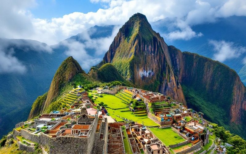 Ciudadela inca de Machu Picchu y la montaña Huayna Picchu, Perú